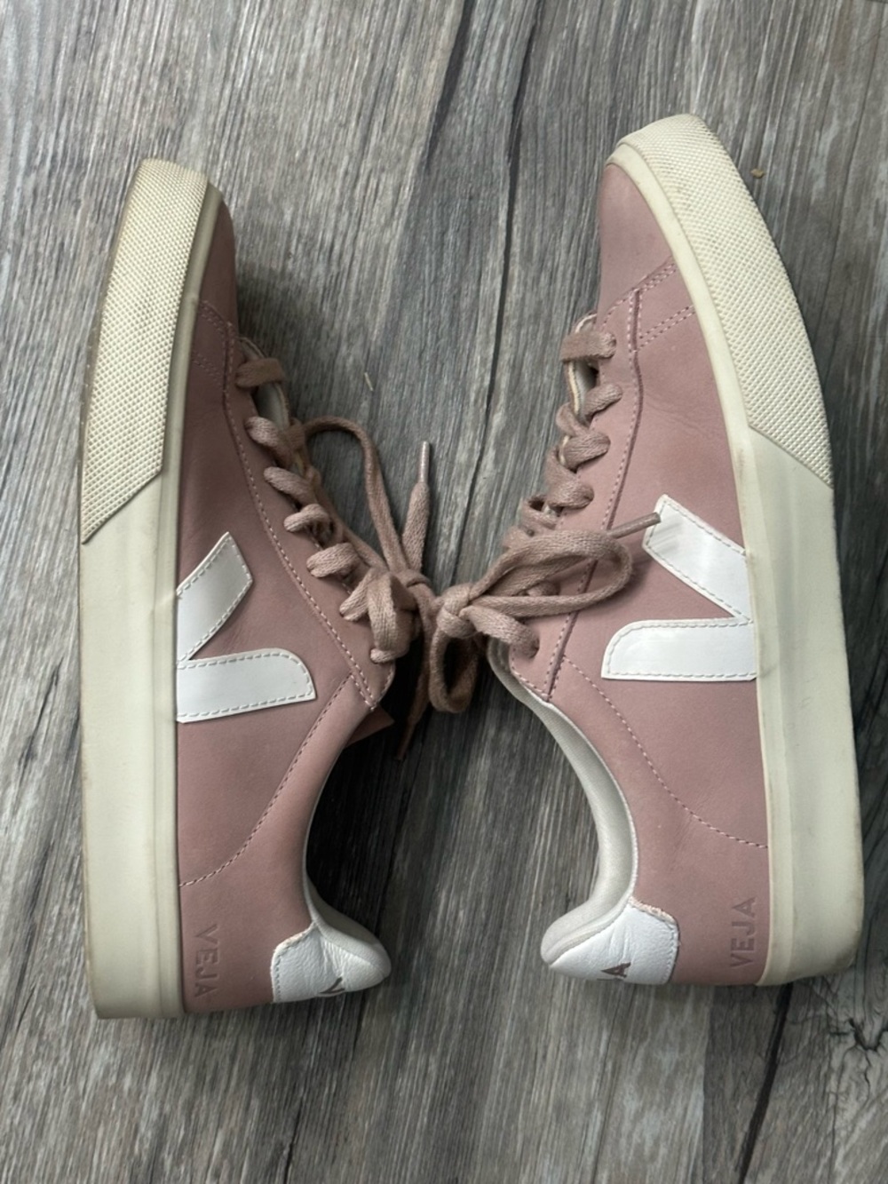 Veja Pink Suede Campo Shoes size 9 - Picture 6 of 7
